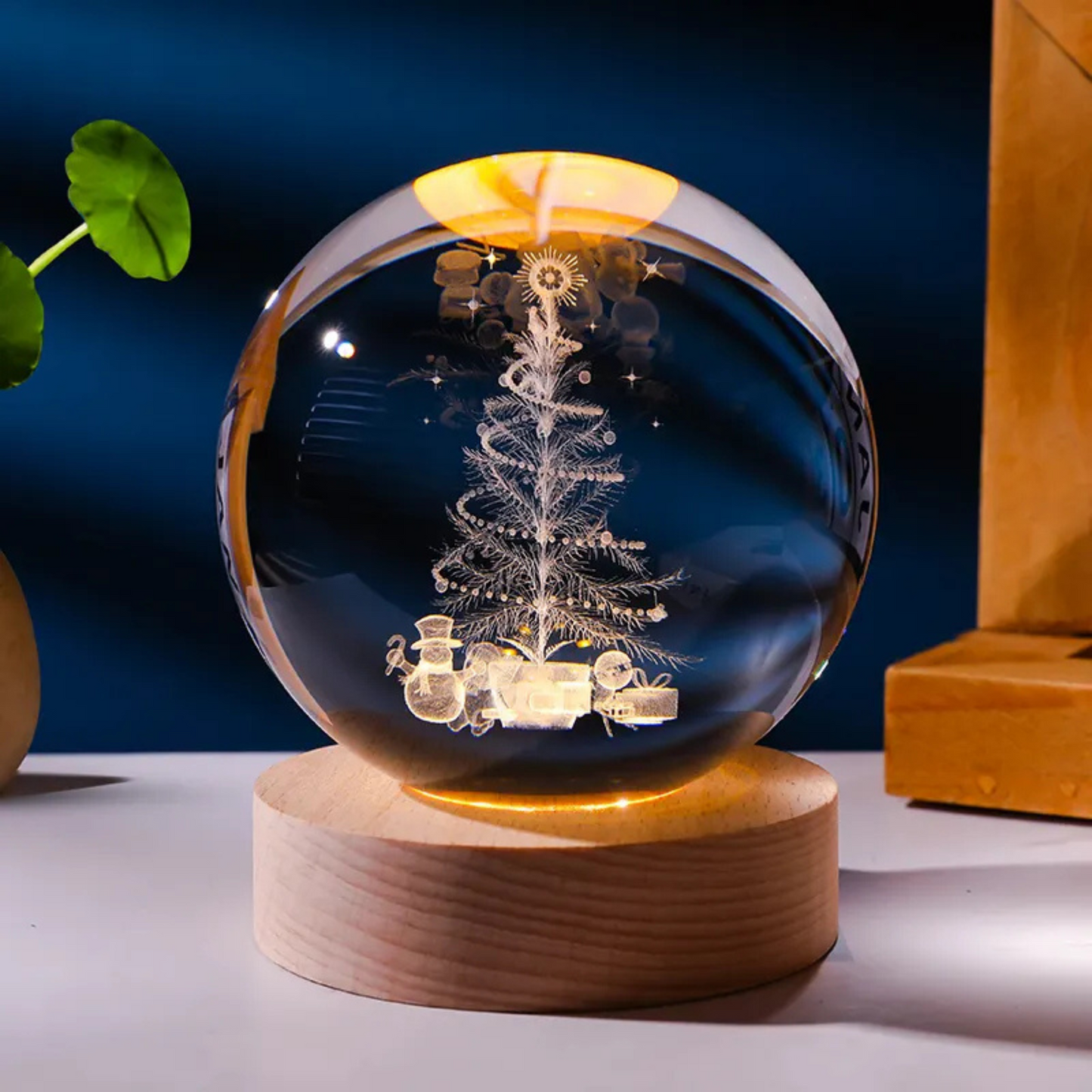 Luz Noche Bola de Cristal Grande 10cm con Imagen 3D y Base de Madera: Iluminación LED
